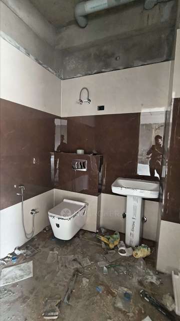 Office Space in Indirapuram, Ghaziabad for Rent 