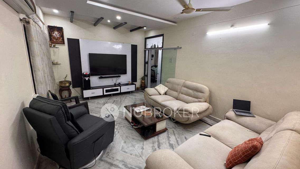 3 BHK Flat In Sri Tirumala Homes Block 2 For Sale  In Old Bowenpally