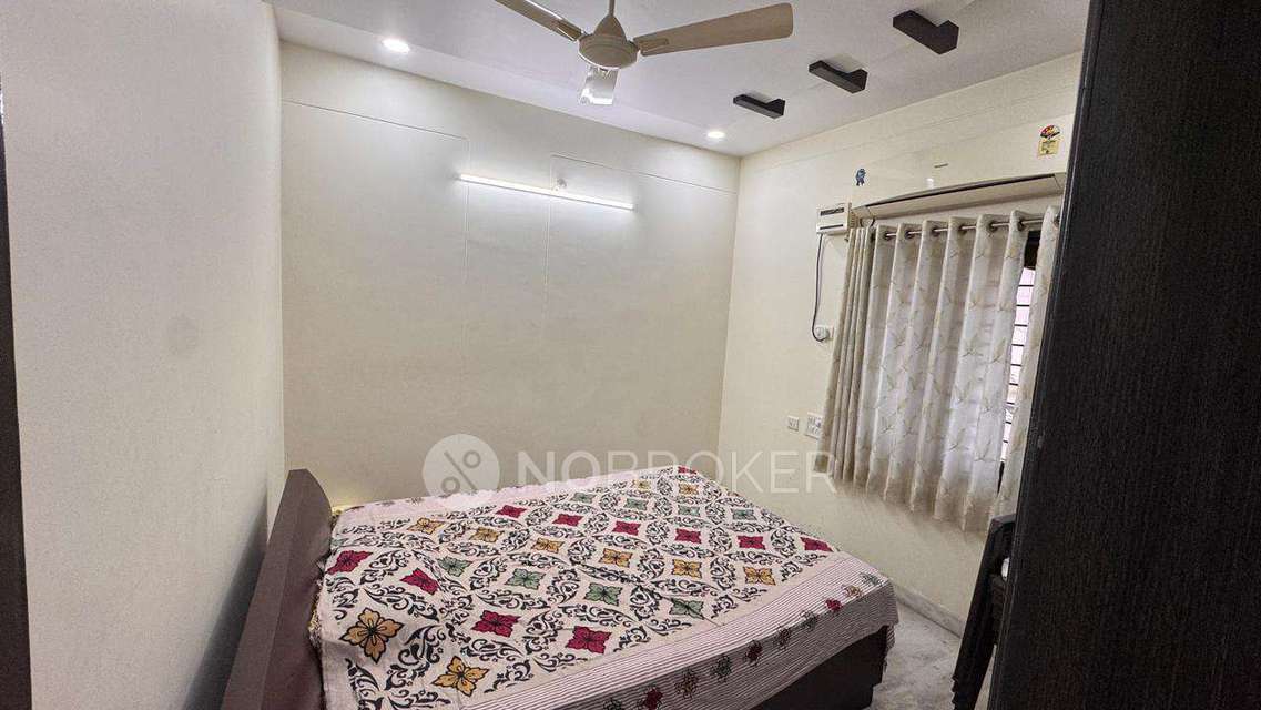 3 BHK Flat In Sri Tirumala Homes Block 2 For Sale  In Old Bowenpally