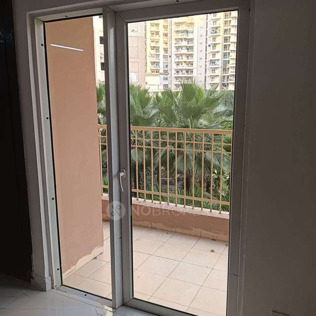 2 BHK Flat In Ajnara Homes,  For Sale  In Bhangel