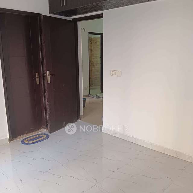 2 BHK Flat In Ajnara Homes,  For Sale  In Bhangel