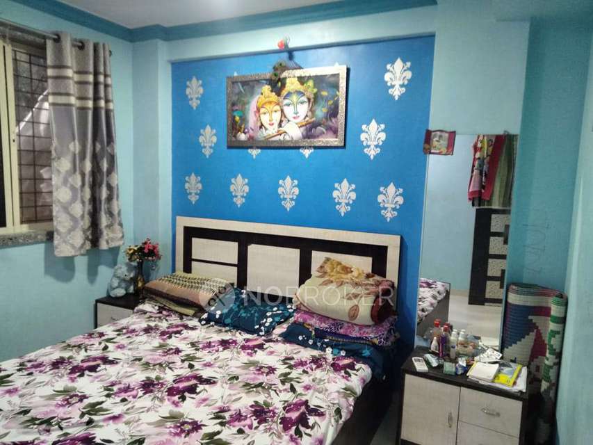 1 BHK House For Sale  In  Malad West