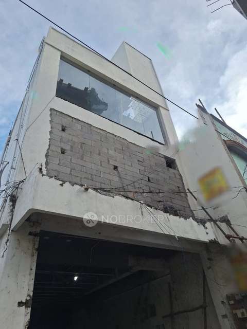 Showroom in Valasaravakkam, Chennai for Rent 