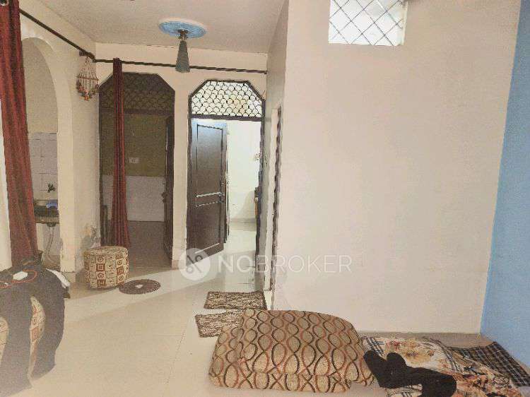 2 BHK House for Rent  In A4, Wali Gali, Near Guri Shankhar Mandhir, Sainik Nagar, Vipin Garden, Nawada, New Delhi, Delhi, 110059, India