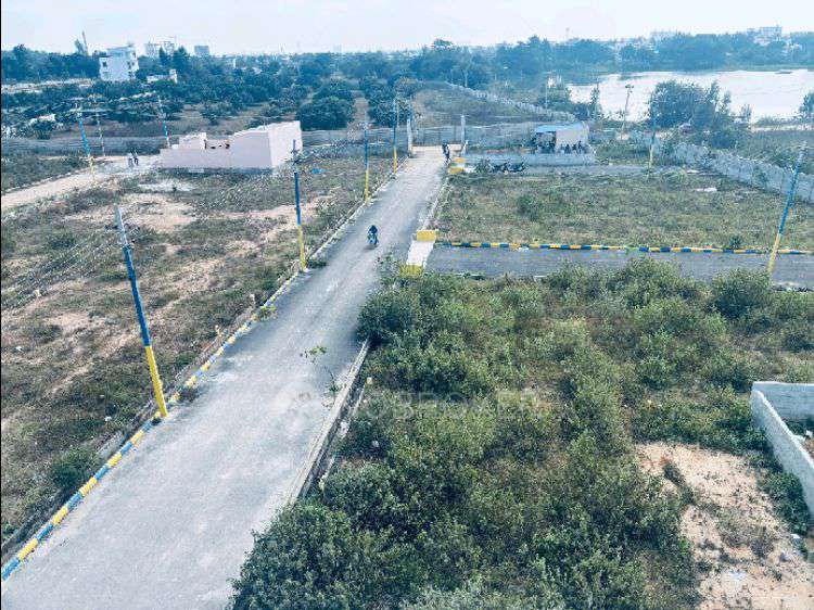 Plot For Sale  In Lakshmi Enclave In Gundur