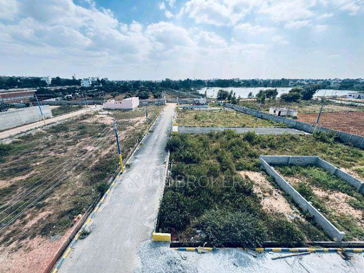 Plot For Sale  In Lakshmi Enclave In Gundur