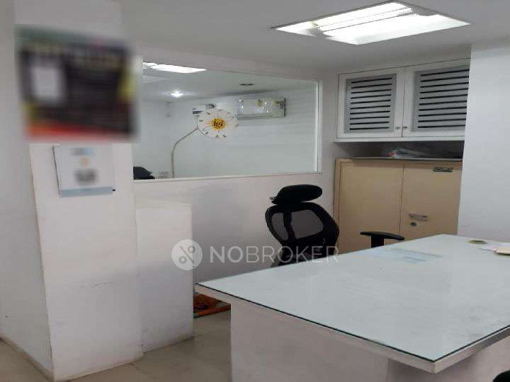Commercial Property in Bhikaji Cama Place, Delhi for sale 