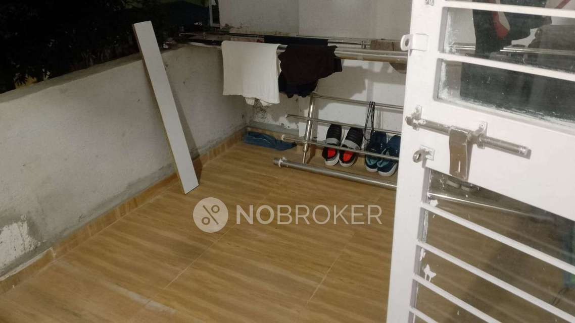 Shared Room for Male In 2 BHK  In Siddi Vinayaka Apartment In Talegaon Dabhade