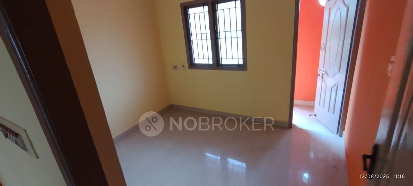 2 BHK Flat In Shree Ram Flats, For Sale  In Tambaram West