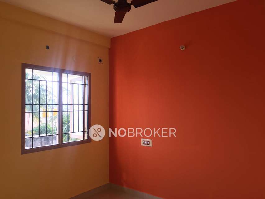2 BHK Flat In Shree Ram Flats, For Sale  In Tambaram West
