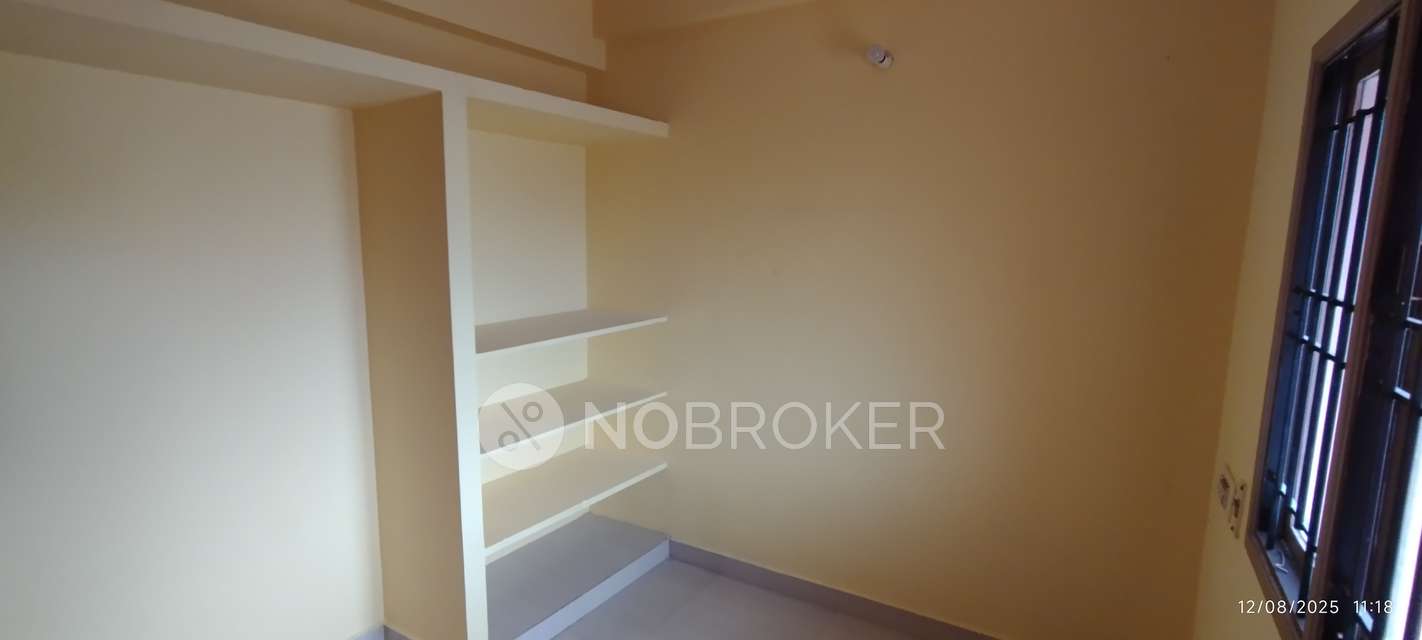 2 BHK Flat In Shree Ram Flats, For Sale  In Tambaram West