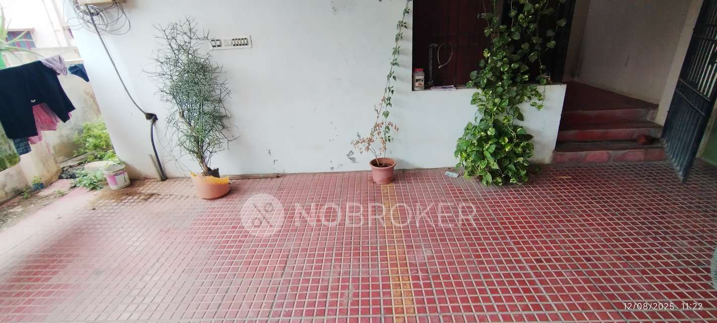 2 BHK Flat In Shree Ram Flats, For Sale  In Tambaram West