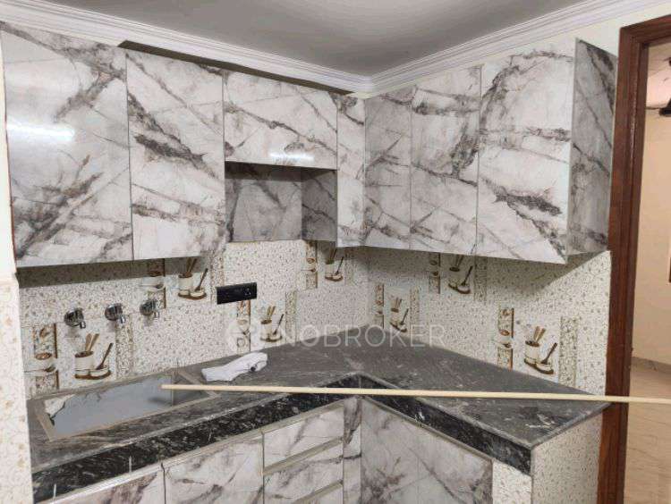 2 BHK Flat In Sb For Sale  In Kalkaji