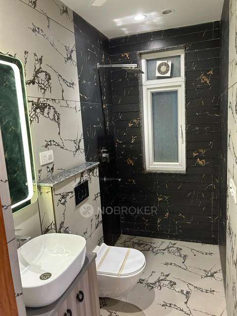 3 BHK Flat In Laburnum Victory Floors, Sector 63 A For Sale  In Sector 63 A