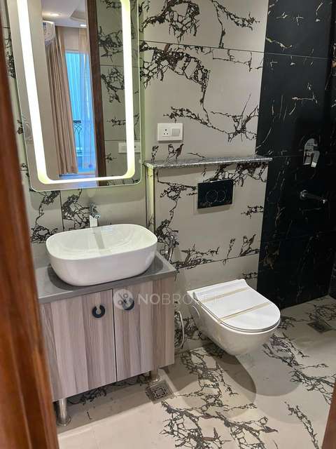 3 BHK Flat In Laburnum Victory Floors, Sector 63 A For Sale  In Sector 63 A