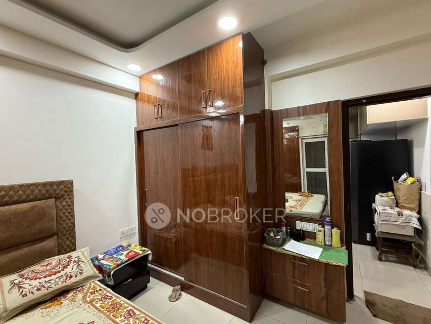 3 BHK Flat In Panchsheel Greens 2 For Sale  In Panchsheel Greens 2