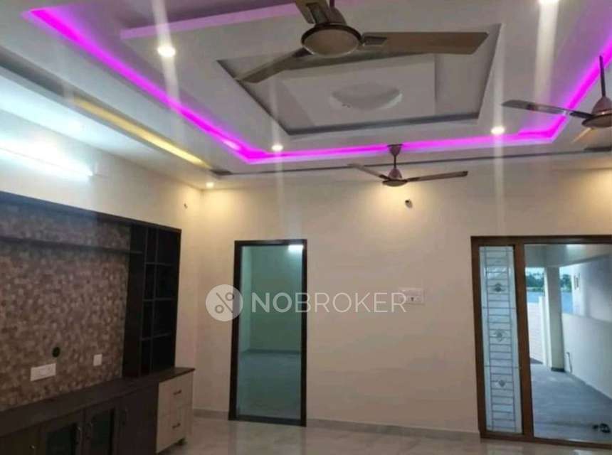 2 BHK House For Sale  In Thiruninravur Railway Station Bus Stand