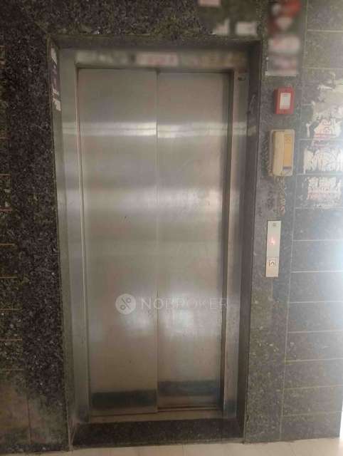 2 BHK Flat In Greenfield Cooperative Housing Society, Greenfield Cooperative Housing Society For Sale  In Amanora Park Town