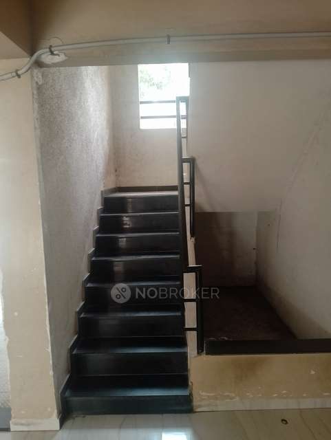 2 BHK Flat In Greenfield Cooperative Housing Society, Greenfield Cooperative Housing Society For Sale  In Amanora Park Town