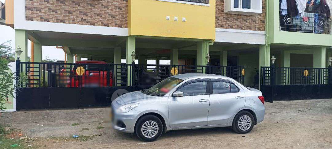 2 BHK Flat In Padmavathy Flats For Sale  In Selaiyur