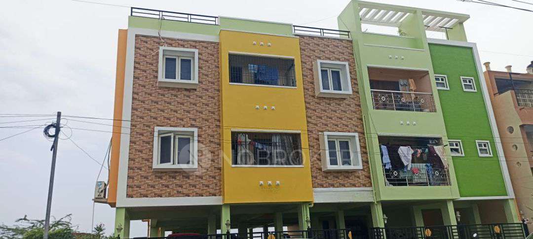 2 BHK Flat In Padmavathy Flats For Sale  In Selaiyur