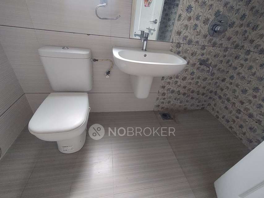 2 BHK Flat In Kumar Park Infinia , Phursungi For Sale  In Phursungi