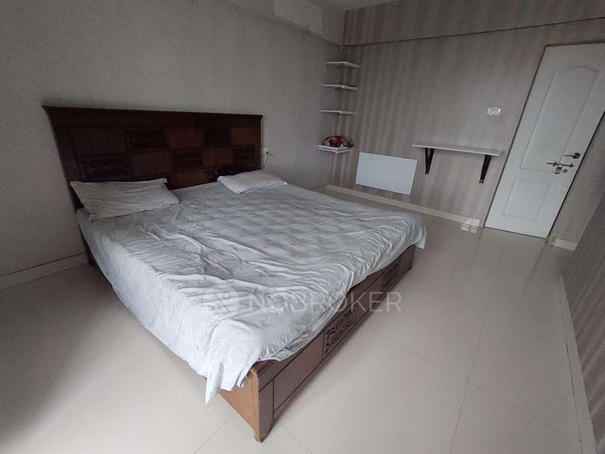 2 BHK Flat In Kumar Park Infinia , Phursungi For Sale  In Phursungi