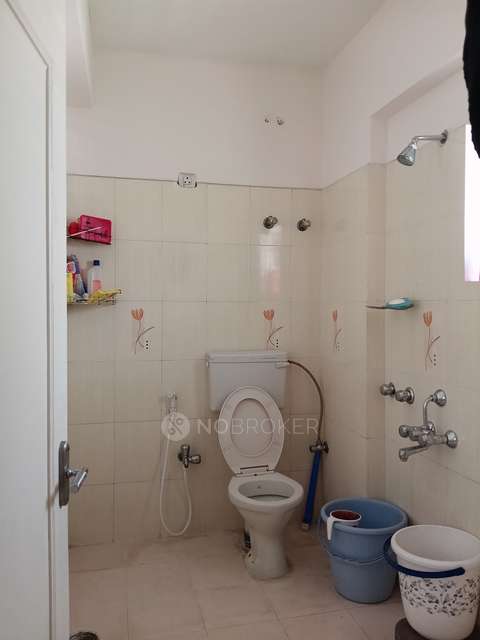 2 BHK Flat In  Mahaveer Chalet For Sale  In K R Puram