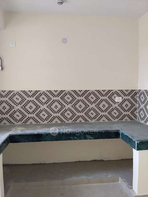 2 BHK Flat In Jaypee Kensington Boulevard For Sale  In Sector 131