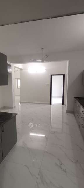 2 BHK Flat In Vasista Pride For Sale  In Gowdavalli, 