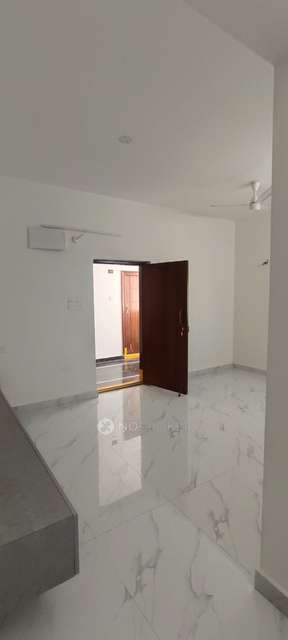 2 BHK Flat In Vasista Pride For Sale  In Gowdavalli, 