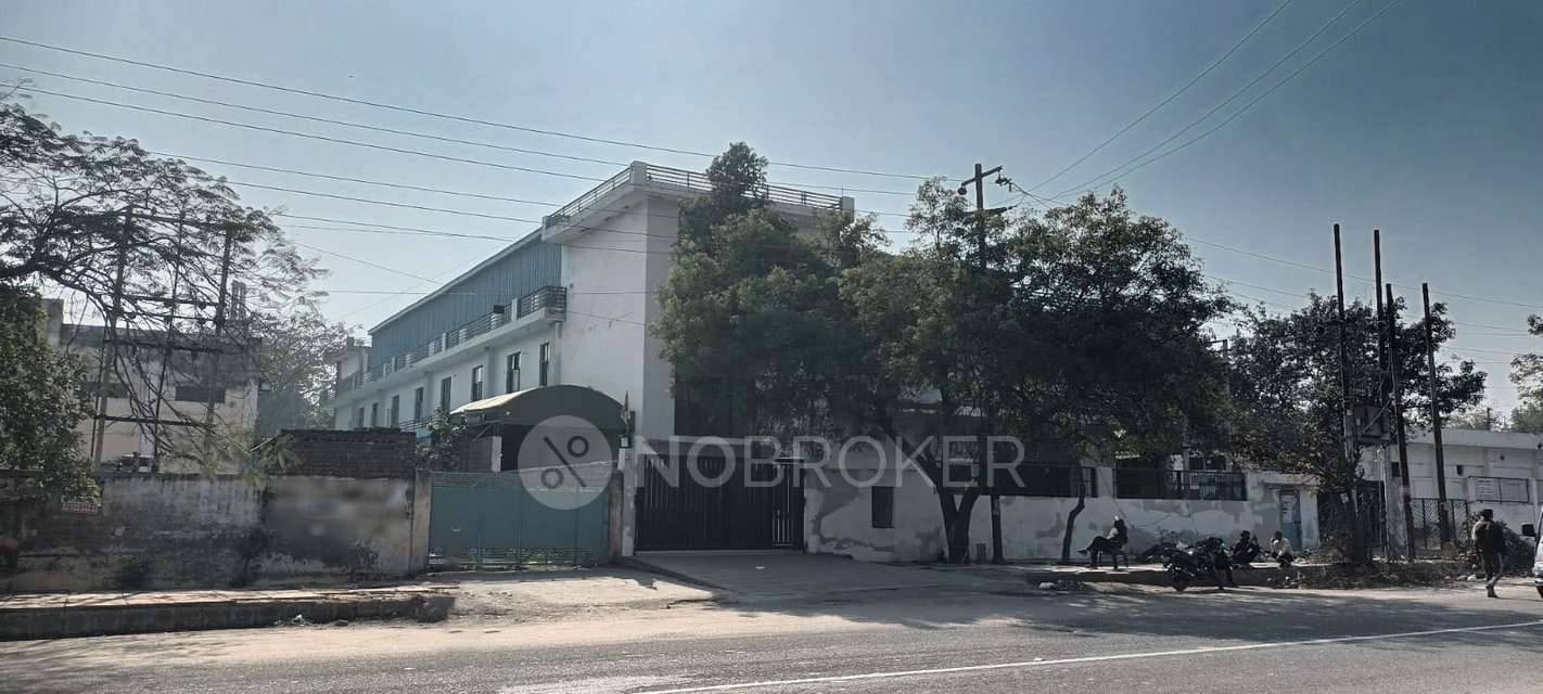 Industrial Building in Phase-2, Noida for Rent 