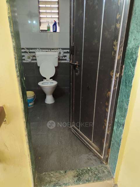 Single Room for Female In 1 BHK  In Om Rudra House In Chinchwad