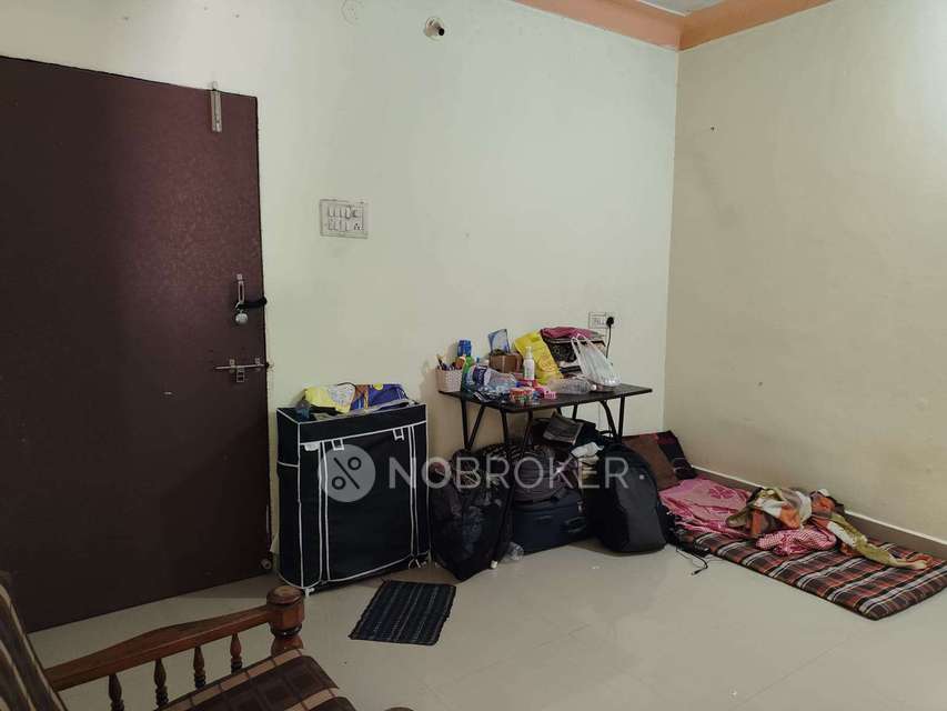 Single Room for Female In 1 BHK  In Om Rudra House In Chinchwad