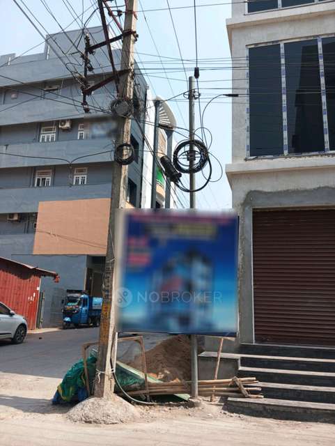 Commercial Property in Mushk Mahal,, Hyderabad for Rent 