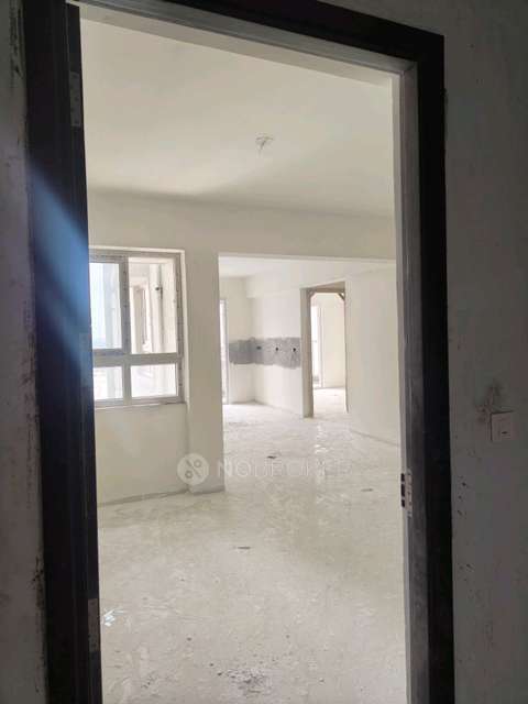 2 BHK Flat In Ds Max Sky Shubham For Sale  In Kr Puram