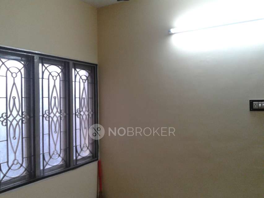 2 BHK Flat In Jayam Flats, Arumbakkam For Sale  In Vinayagapuram 2 Street Arumbakkam Chennai 106