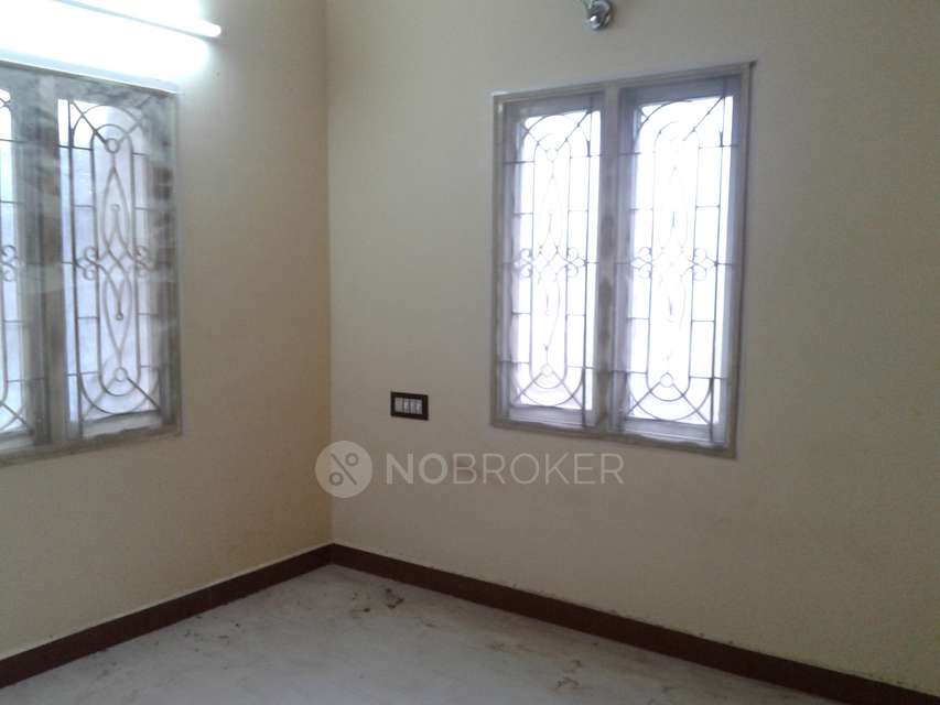 2 BHK Flat In Jayam Flats, Arumbakkam For Sale  In Vinayagapuram 2 Street Arumbakkam Chennai 106