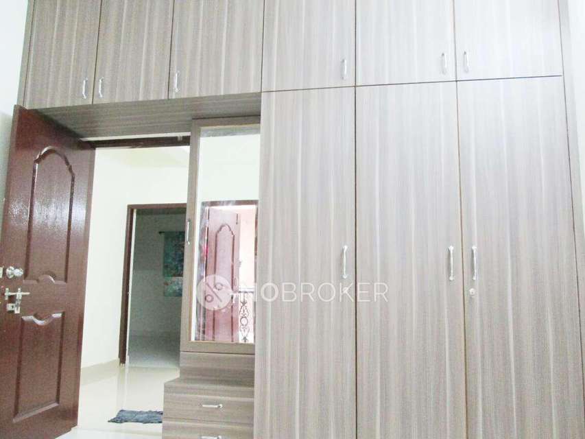 2 BHK Flat In Peninsula Pinnacles Apartments For Sale  In Billapura