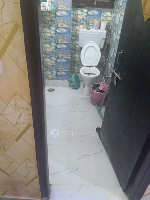 2 BHK Flat In Msv Aparrment  For Sale  In Satyam Public School, Jain Road, Block D, Laxmi Vihar, Nawada, Delhi, India