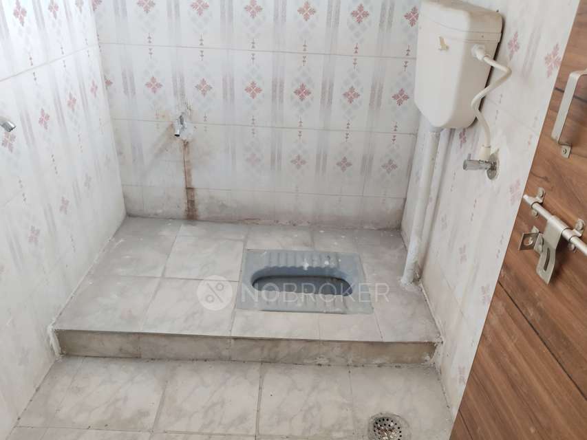 2 BHK Flat In Sai Mitra Mansion For Sale  In Secunderabad