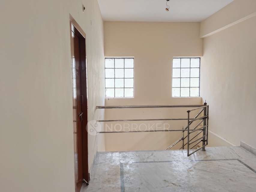 2 BHK Flat In Sai Mitra Mansion For Sale  In Secunderabad