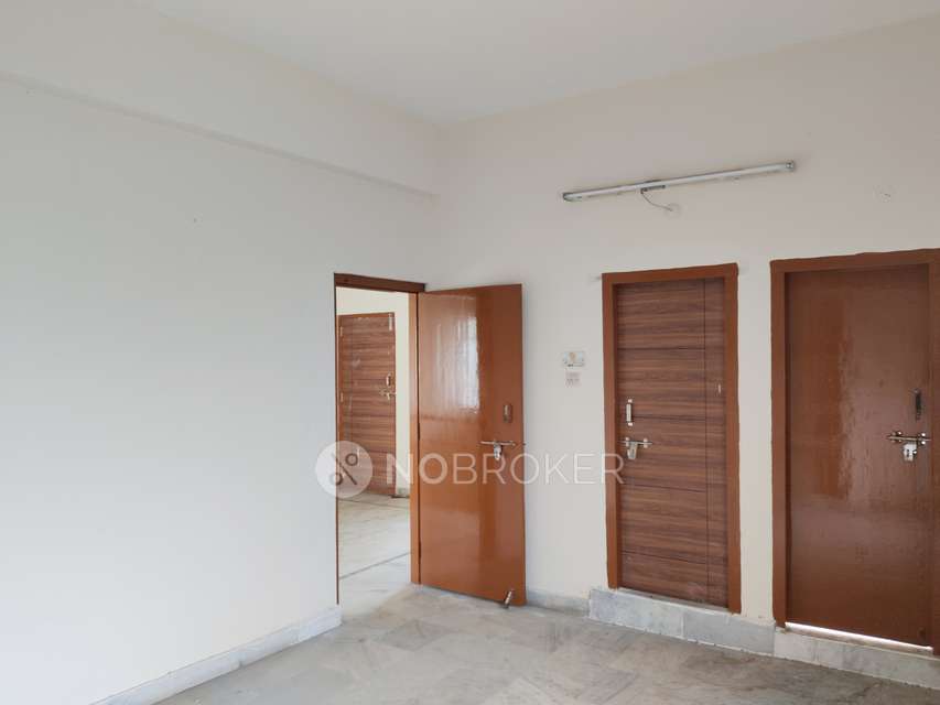 2 BHK Flat In Sai Mitra Mansion For Sale  In Secunderabad