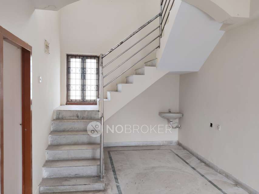 2 BHK Flat In Sai Mitra Mansion For Sale  In Secunderabad