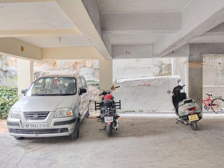 2 BHK Flat In Sai Mitra Mansion For Sale  In Secunderabad