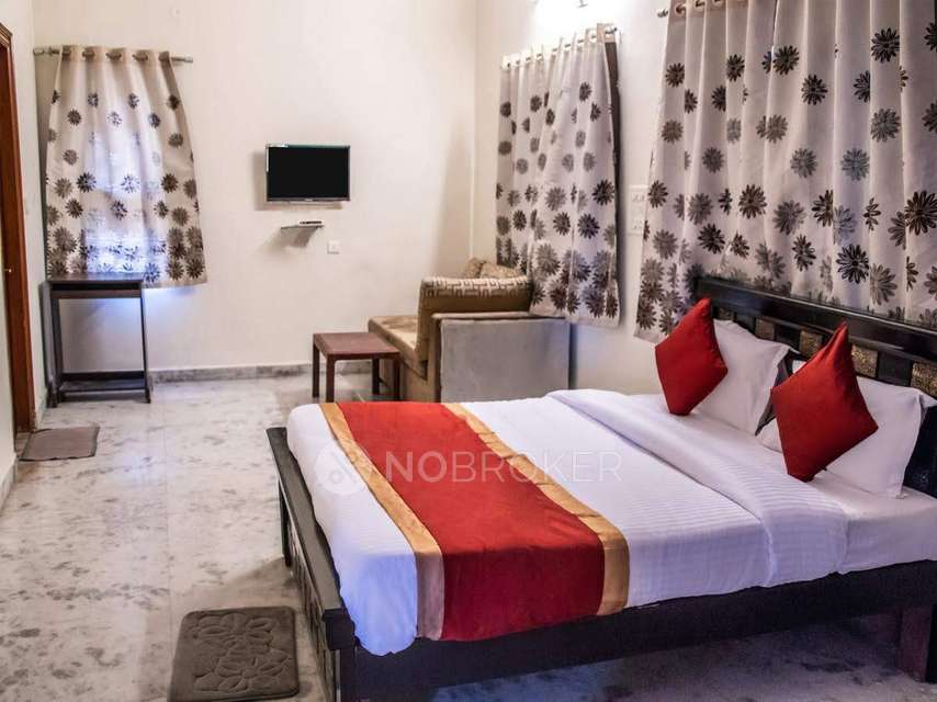 PG for Boys in Banjara Hills