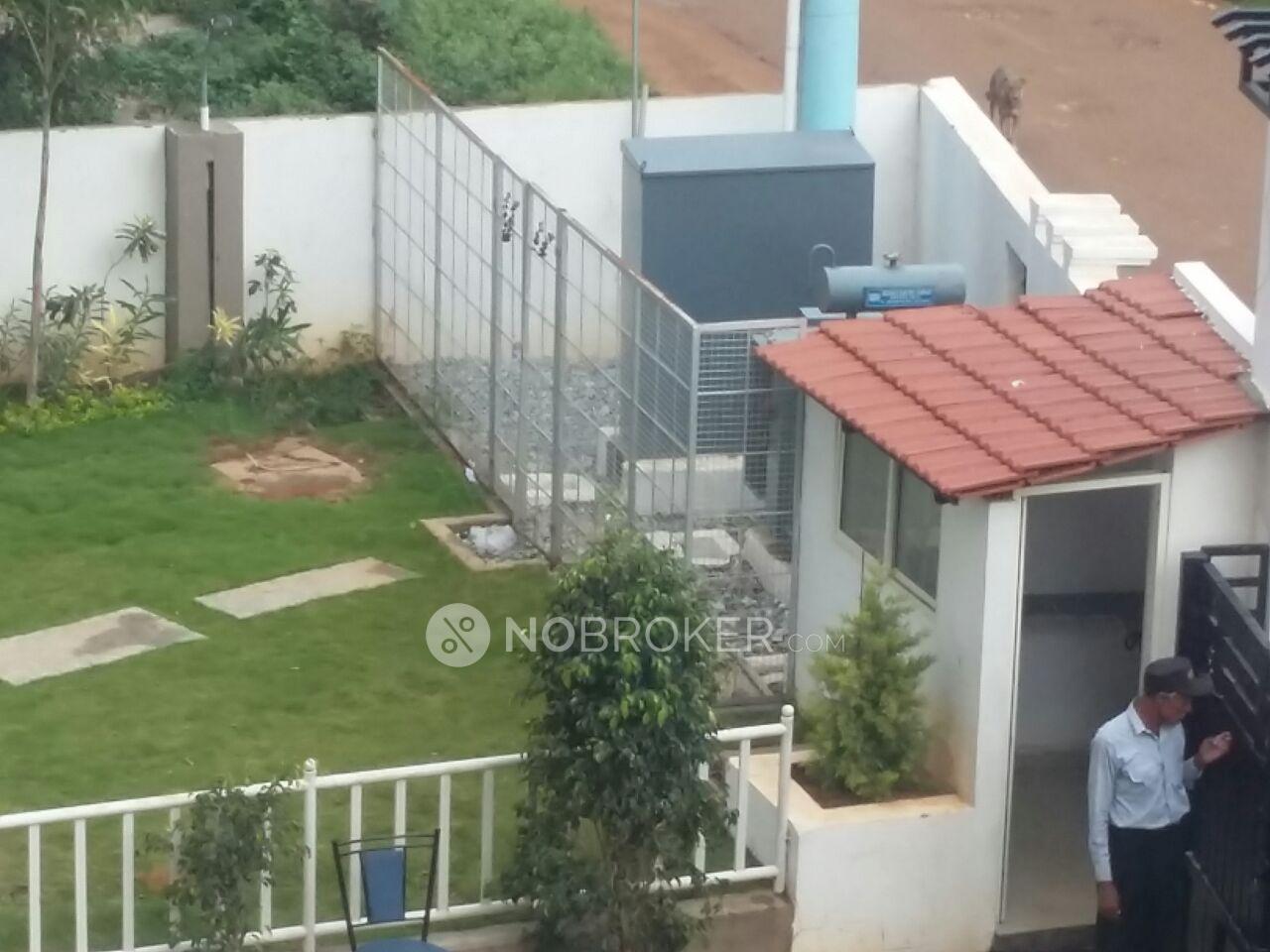 Mdvr Hanuma Lake Front