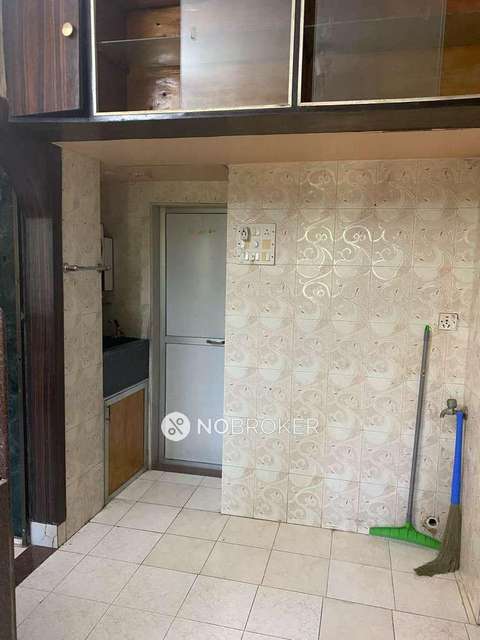 1 BHK Flat In Bilqees Building 2 For Sale  In Jogeshwari East