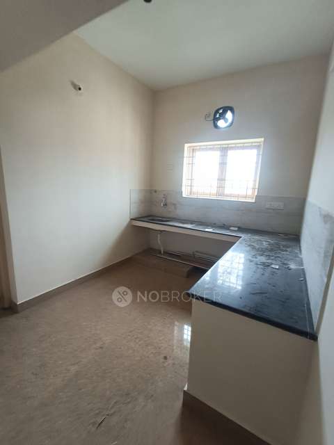 2 BHK Flat In Divine Homes For Sale  In Chandrasekhar Avenue, Thoraipakkam