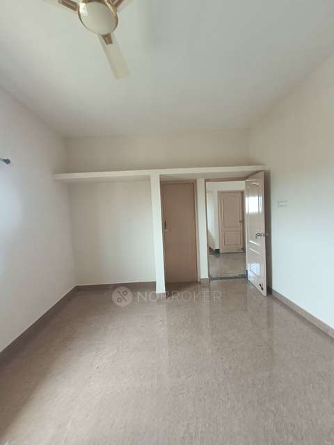 2 BHK Flat In Divine Homes For Sale  In Chandrasekhar Avenue, Thoraipakkam